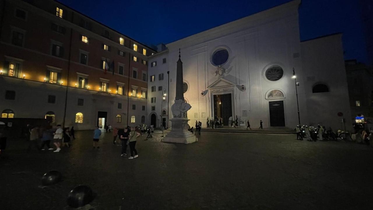 Ele Pantheon Apartment Rom
