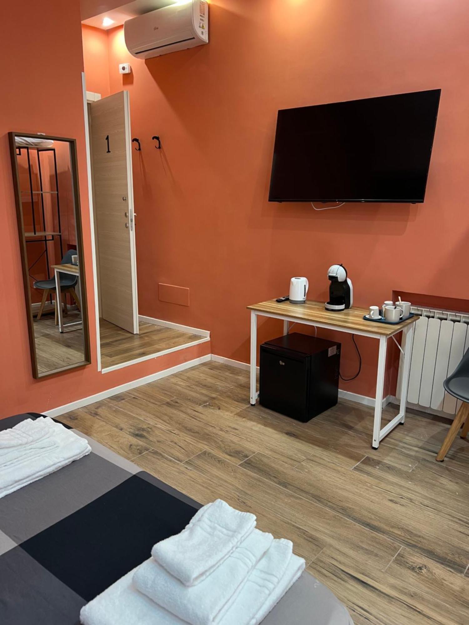 Ele Pantheon Apartment Rom